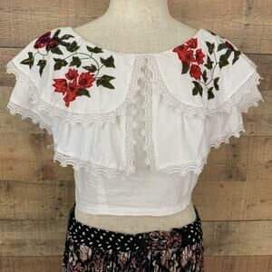 VINTAGE 1990's Boho White Ruffled Floral Peasant Gypsy Crop Top Small